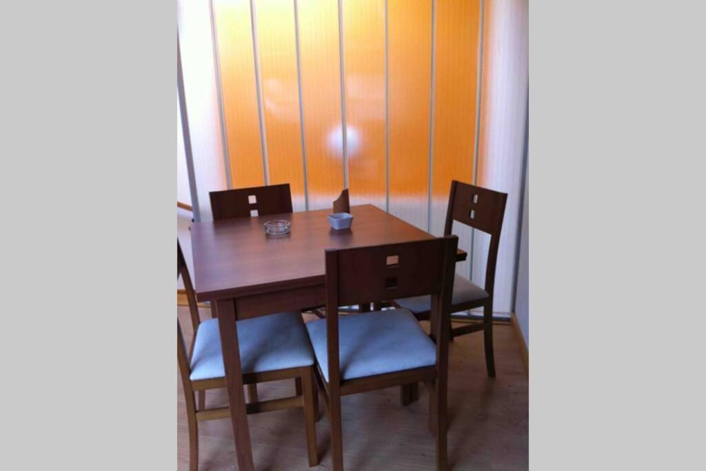 Apartamentosarturo Llanes Laplaza Atico Centrico Extérieur photo